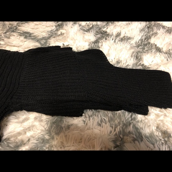 BLACK on top Cardigan!✨✨ - Picture 6 of 7